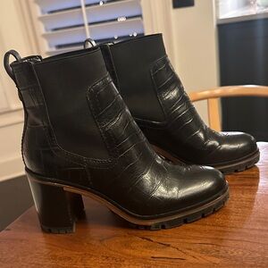 Vince Camuto Black Croc-Embossed Heeled Boots
